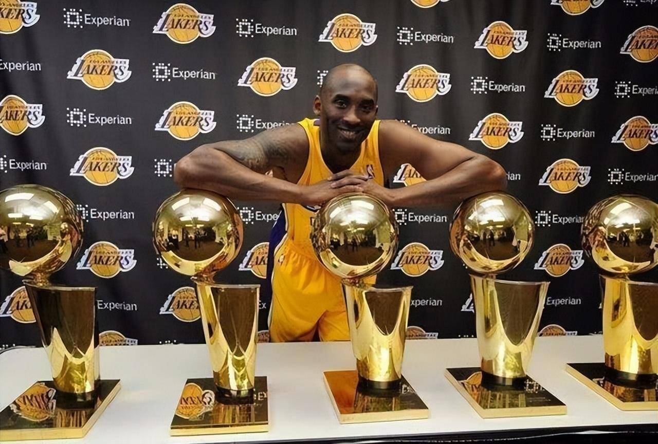 NBA球队再夺胜利，积分榜排名稳坐榜首