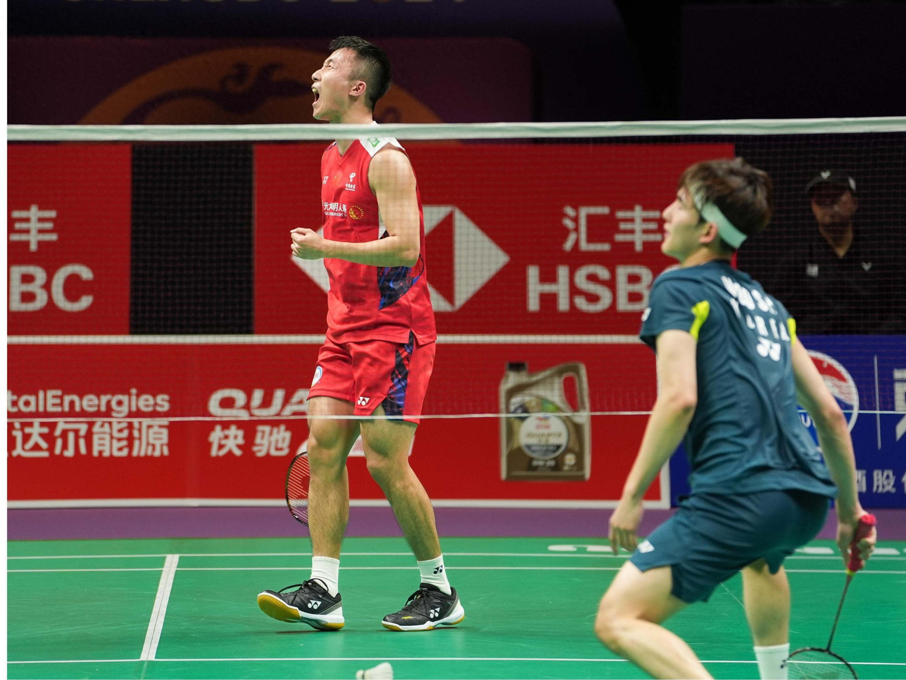 LOL英雄联盟投注-韩国羽毛球队翻盘英格兰羽毛球队，李宗伟爆发神勇的简单介绍