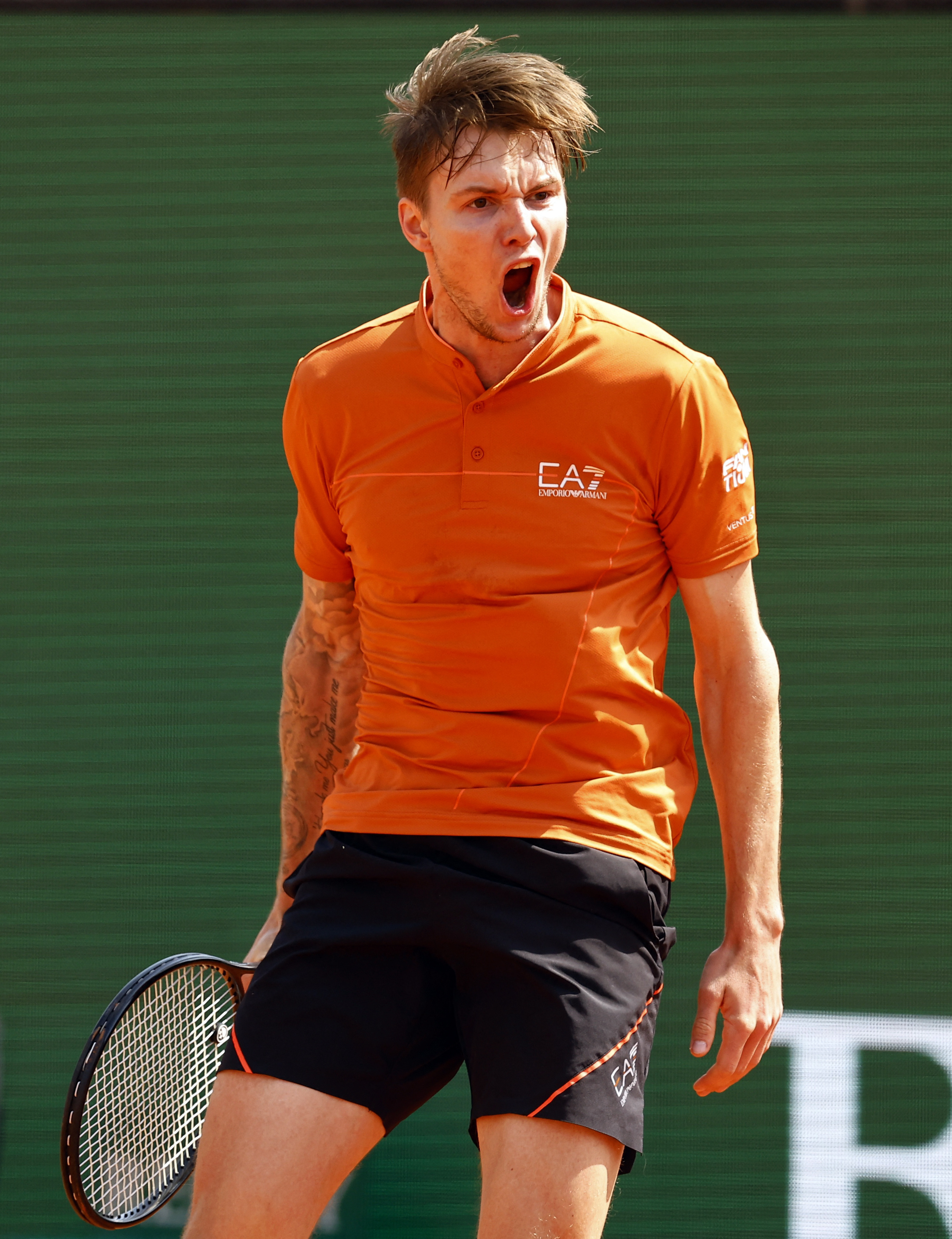 戴维斯杯鏖战蒙特卡洛大师赛，兹维列夫统治全场的简单介绍