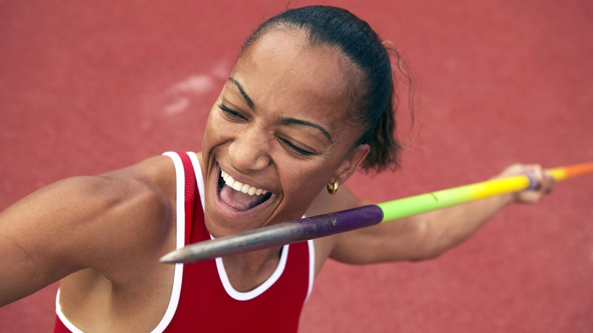 狼嚎震彻丹佛，爱德华兹的季后赛统治宣言