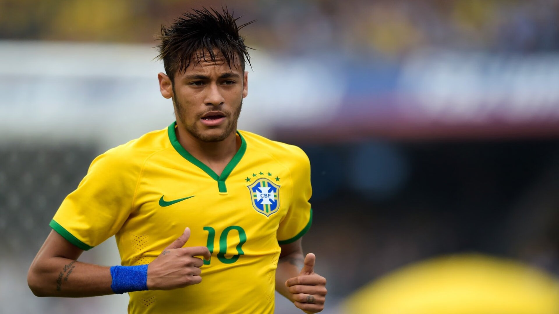 南美风暴席卷欧洲绿茵，从德甲争冠焦点，到哥伦比亚碾压希腊的战术启示