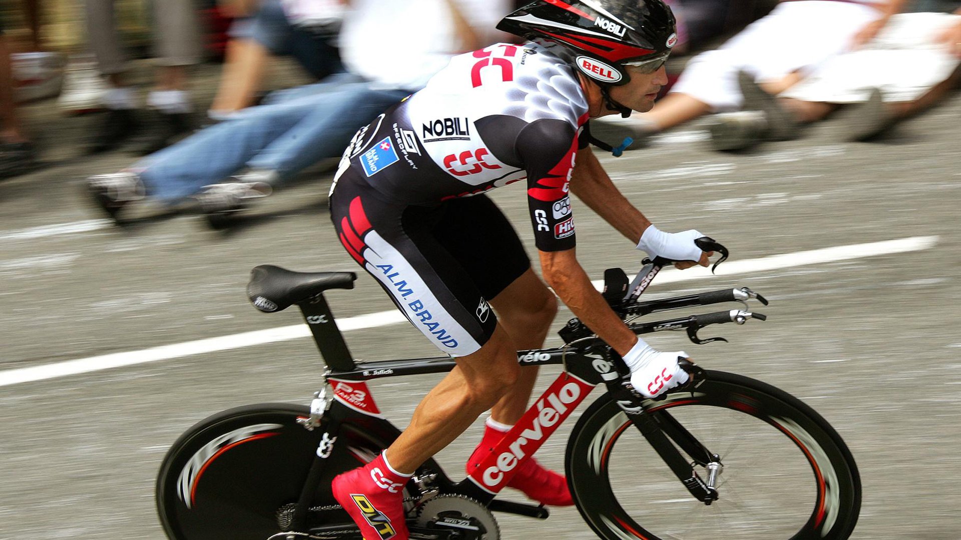 跨界绝杀，深圳压哨骑士，浓眉欧冠称王—体育无疆界的胜利哲学