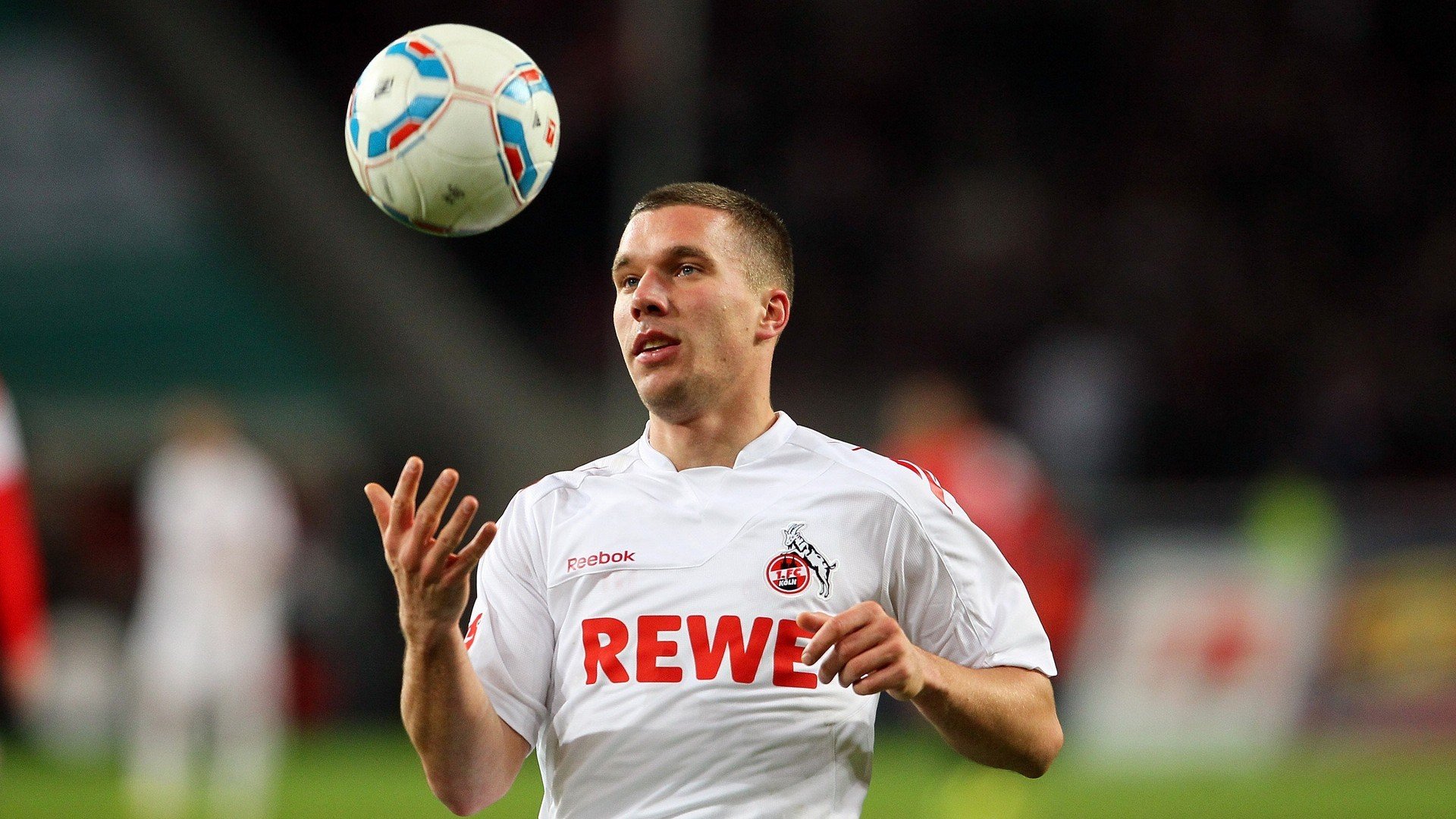 跨界传奇,凯恩NBA总决赛接管比赛,曼联淘汰赛惊险过关勒沃库森